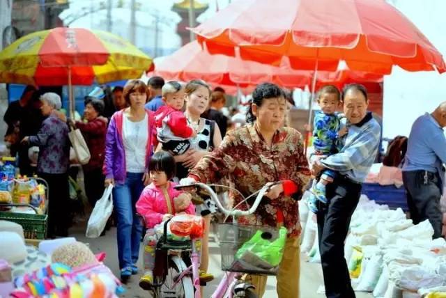 太原集市探秘，职场奇遇与特色小店，11月16日赶集网最新招聘与小巷奇遇记